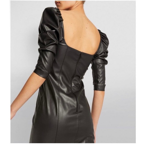Alice + Olivia Dresses & Skirts - Alice + Olivia Black Faux Leather Long Sleeve Dress